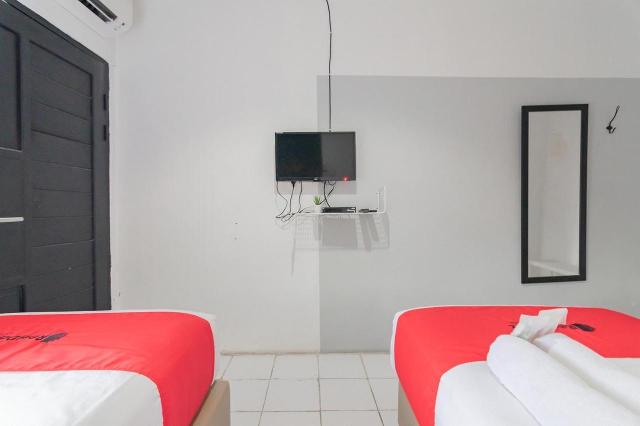 Reddoorz At Sani Guest House Balikpapan Экстерьер фото