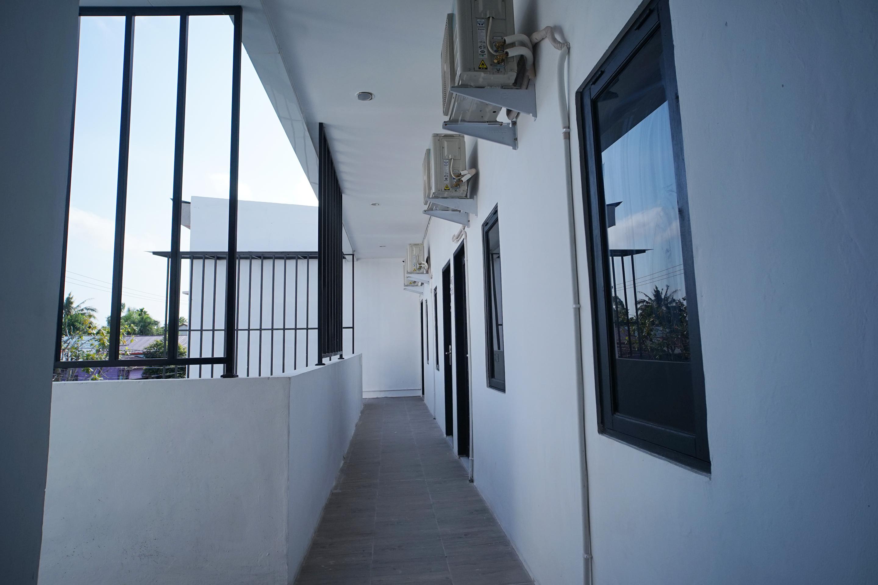 Reddoorz At Sani Guest House Balikpapan Экстерьер фото