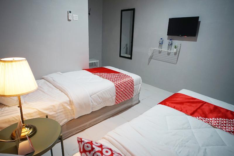 Reddoorz At Sani Guest House Balikpapan Экстерьер фото